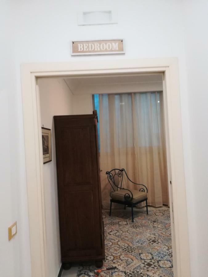 Tribunale Room Basement パレルモ エクステリア 写真